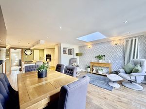 Photo 11- click for photo gallery